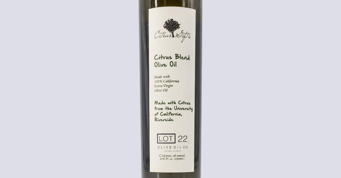 Citrus Blend Olive Oil Close-Up